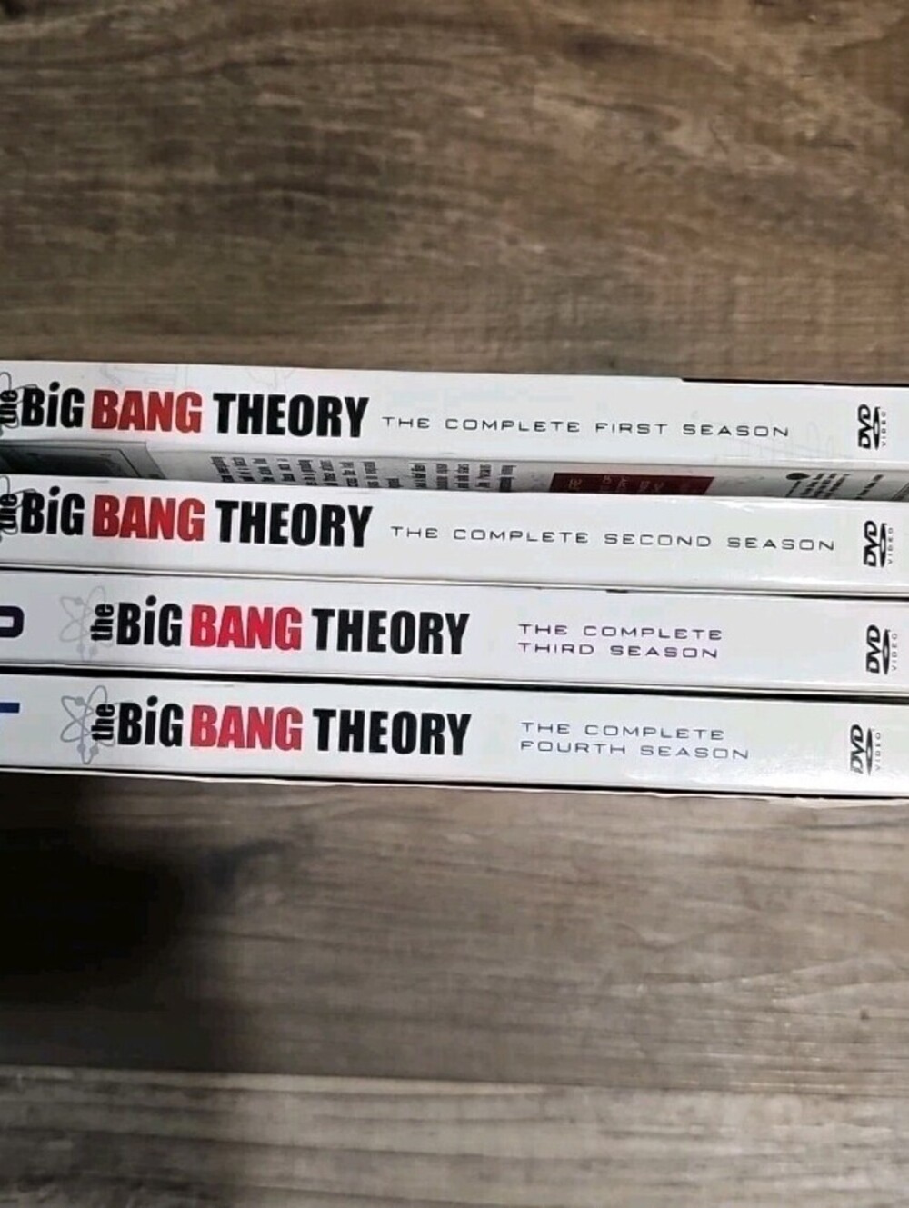 The Big Bang Theory Seasons 1 , 2 , 3 , 4 (1-4) Complete DVD (Box) Set